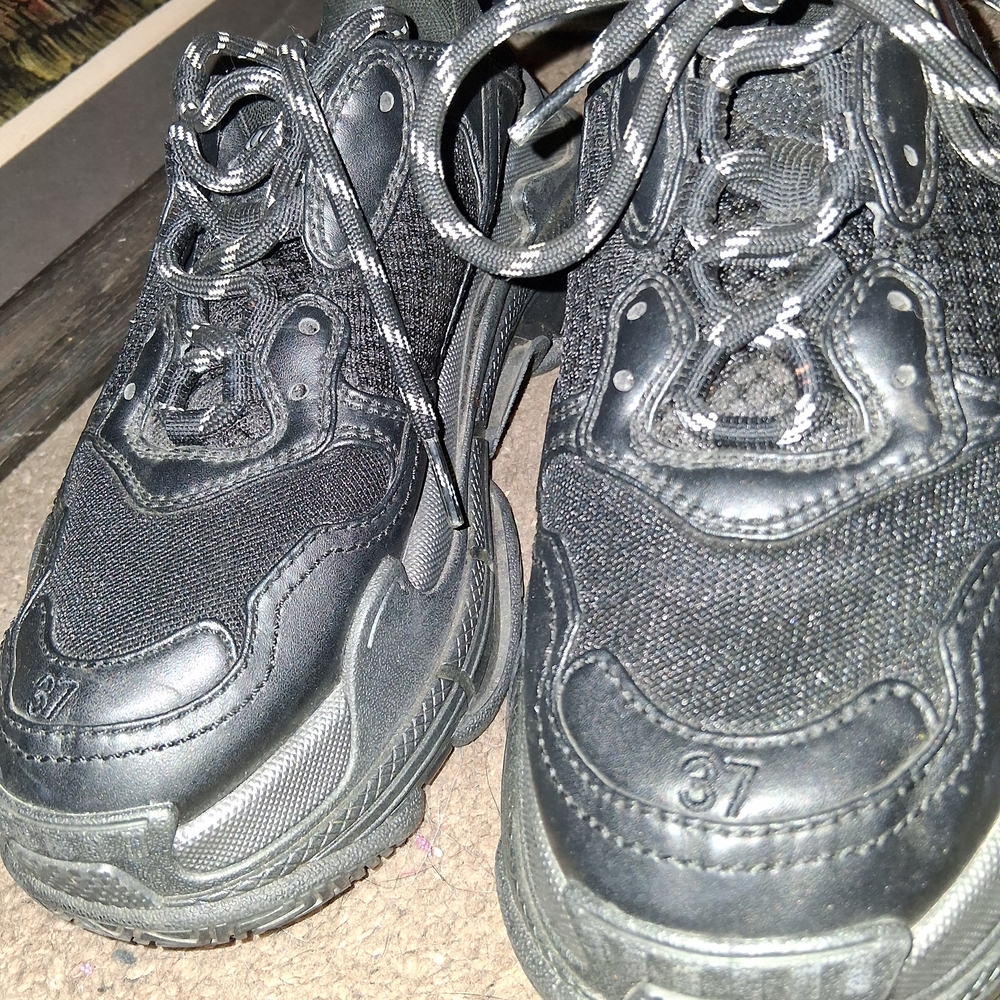 Balenciaga Men's Black Athletic Sneakers